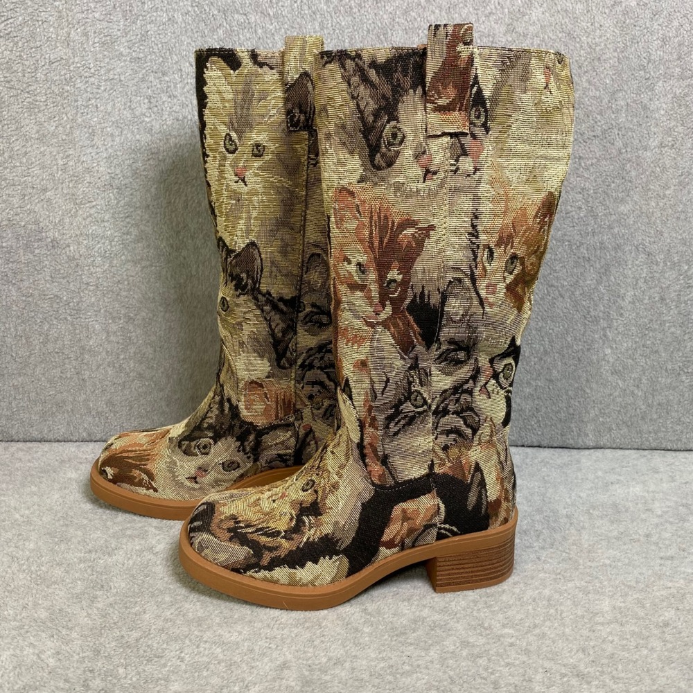 Bamboo Gary-06 Cat Tapestry Boots Women's Size 5.5 Tan Kitten Print Mid Calf EUC - Picture 3 of 13